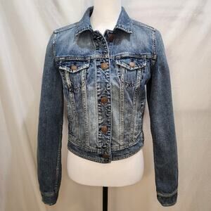 American Eagle Outfitters Denim Buttons Front Pockets Faded Jacket, Size Medium